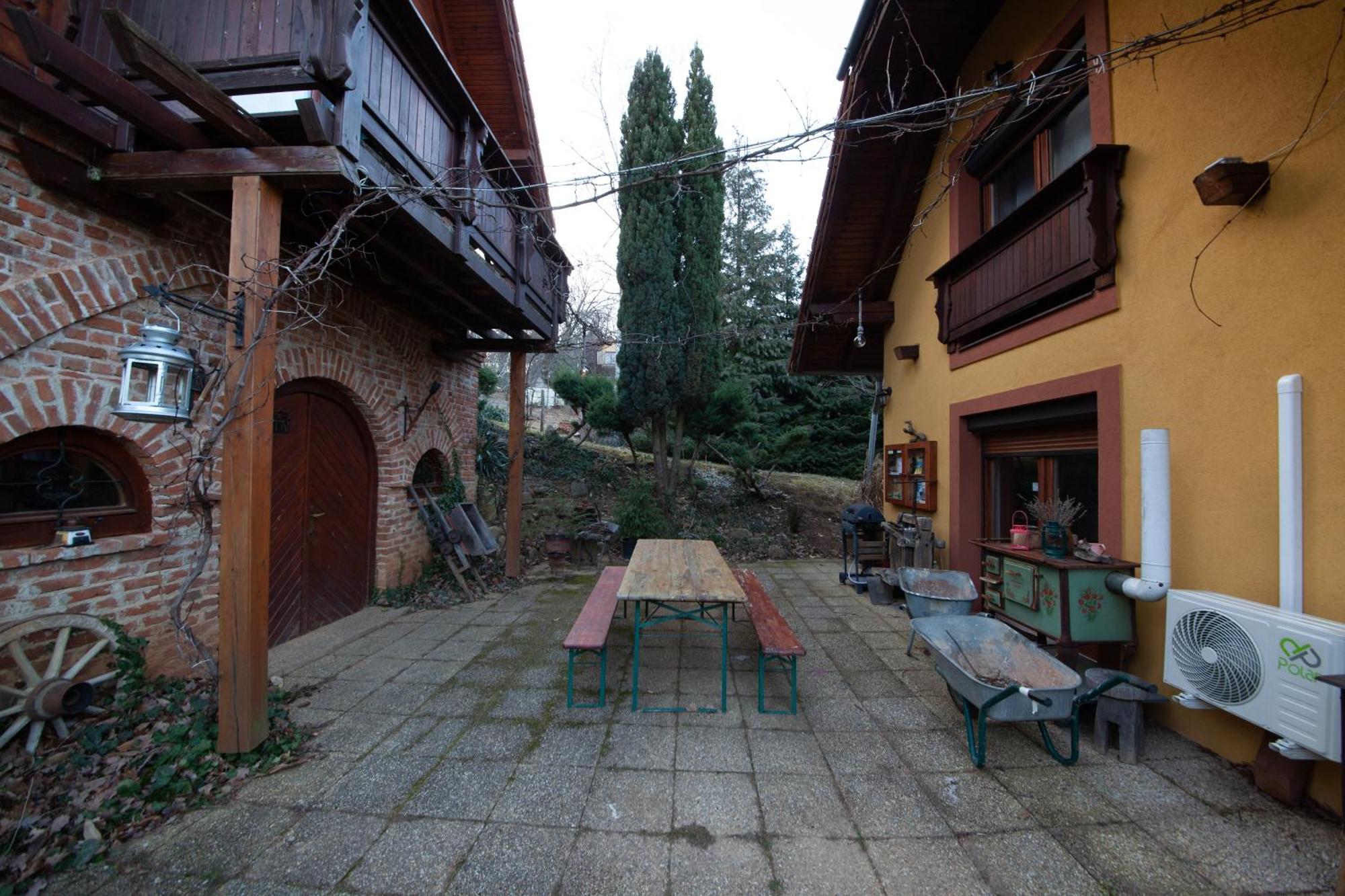 Mohas Vendeghaz Koszeg Mohas Ut 107 Hotel Exterior photo